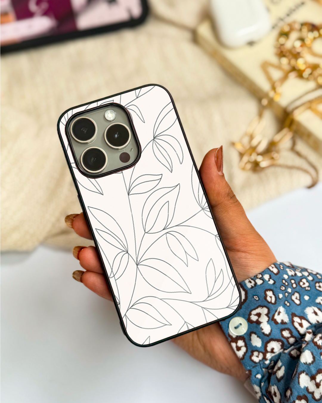 The Petal Sketch Cover For iPhone 11,12,13,14,15,16 Models