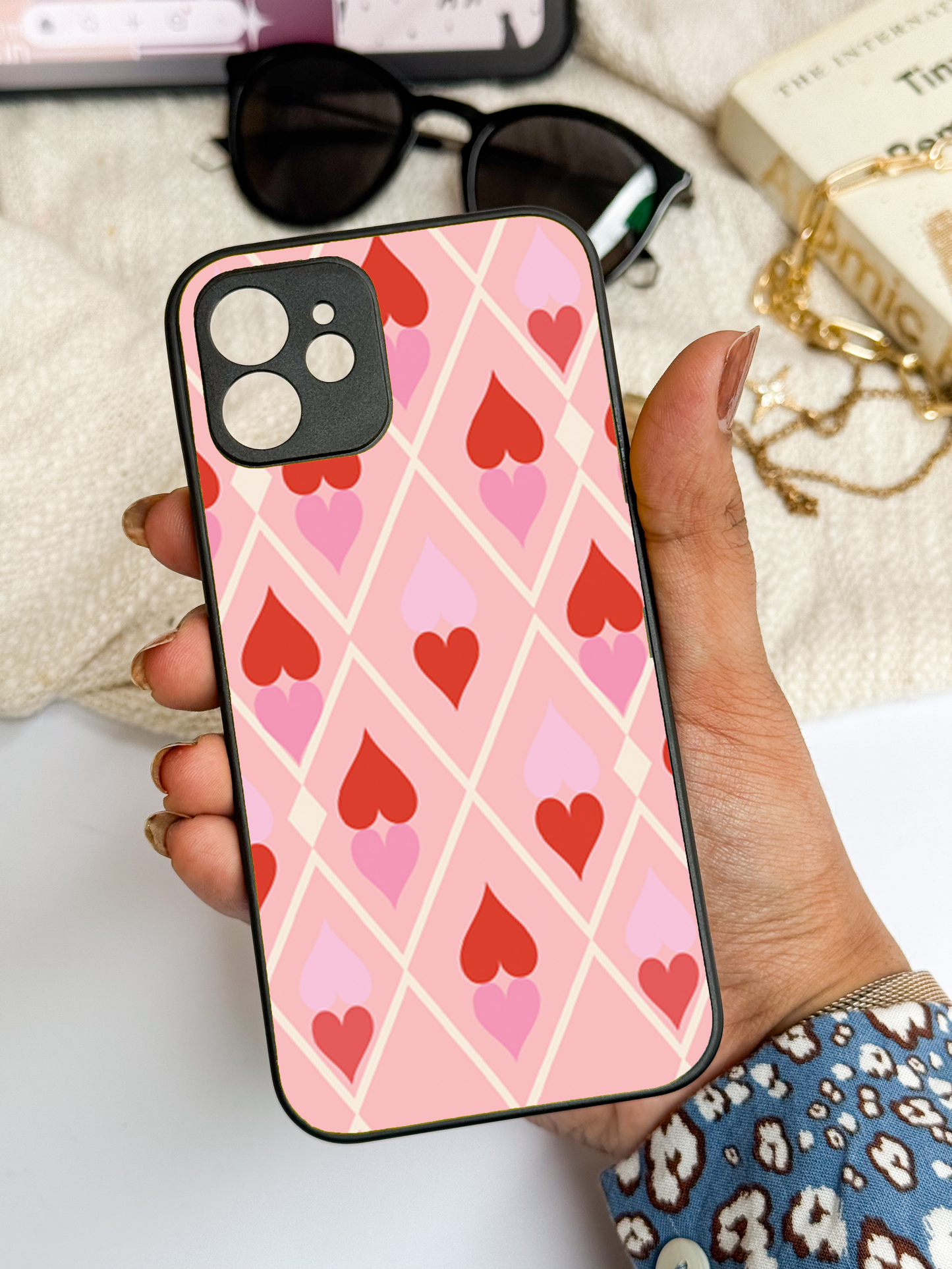 Hearts Play Cover For iPhone 11,12,13,14,15,16 Models